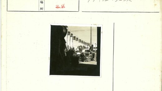 室外金属桶与洗脸盆陈列.jpg
