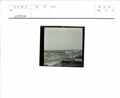 屋顶俯瞰开阔原野.jpg