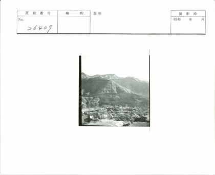 山脚梯田古村风光.jpg