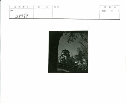山顶宝塔与古建晴空.jpg