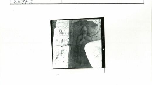 岩洞石雕与人物雕刻艺术.jpg
