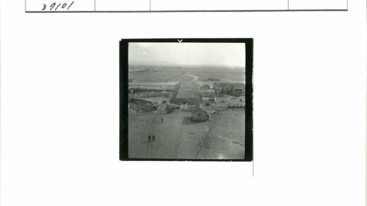工业建筑工地高架俯瞰图.jpg