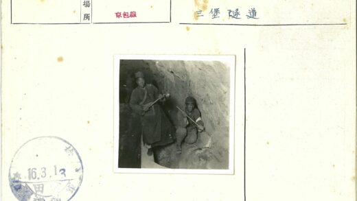 工人壕沟作业实拍.jpg
