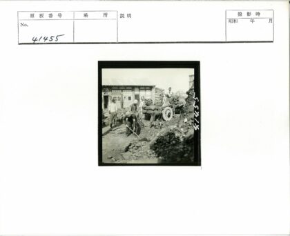 工人铲土装车建筑背景.jpg