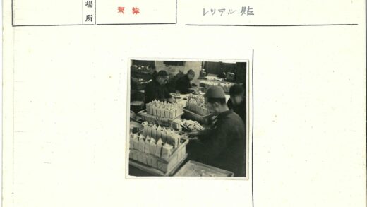 工厂工人勤奋包装物品.jpg