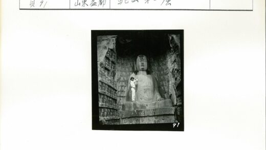 巨型石像与洞穴佛像群.jpg