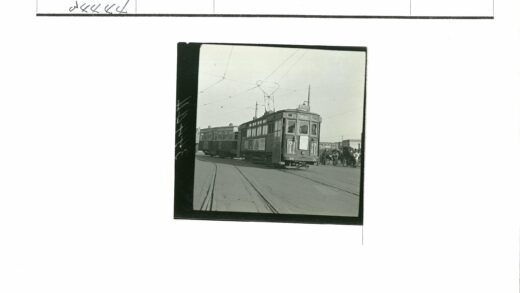 市区电车轨道架空线街景.jpg
