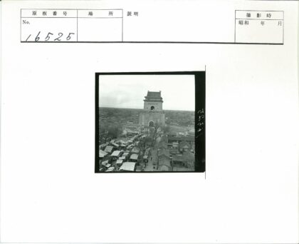 市场中心古建筑街景.jpg