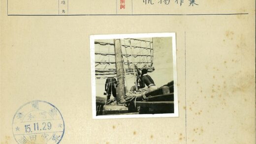 帆船船员工作瞬间.jpg