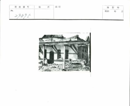废弃建筑废墟环境纪实.jpg