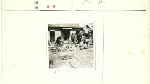 建筑工人施工场景.jpg