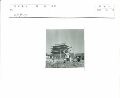 建筑工地挖掘施工实景.jpg