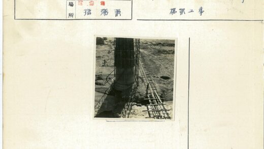 建筑工地脚手架工人施工实景.jpg