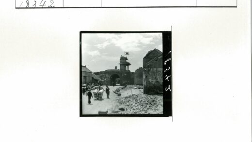 战后重建物资运输场景.jpg