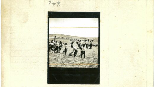 户外团队山地劳动活动.jpg