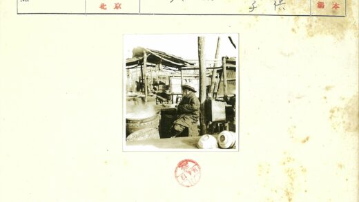 户外市场木结构摊位.jpg