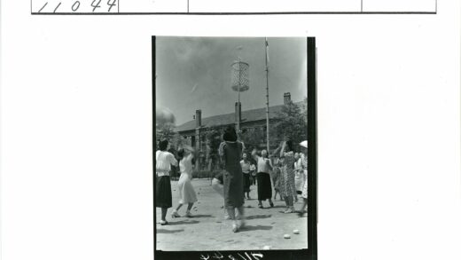 户外篮球投掷游戏.jpg