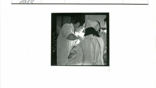 手术室医务人员工作照.jpg