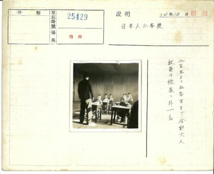 教室里的专注学习时光.jpg