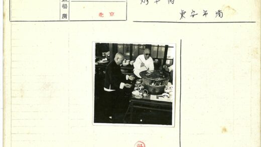 木炭烤架烹饪场景.jpg