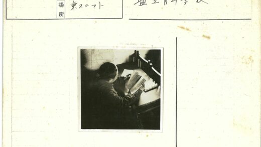 柔和灯光下阅读时光.jpg