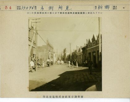 民国街景黄包车行人.jpg