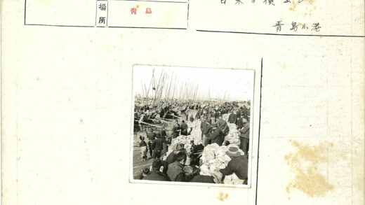 水边集市与船只贸易场景.jpg