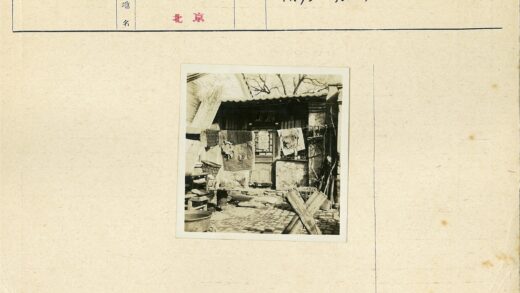 沧桑庭院冬日晾衣景.jpg