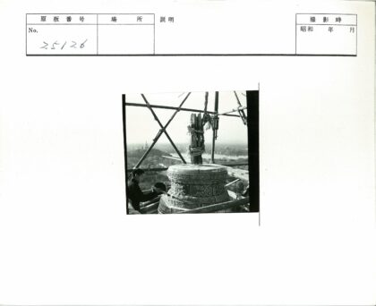 河畔建筑彩绘工作现场.jpg