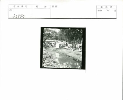 河边市场摊位风光.jpg