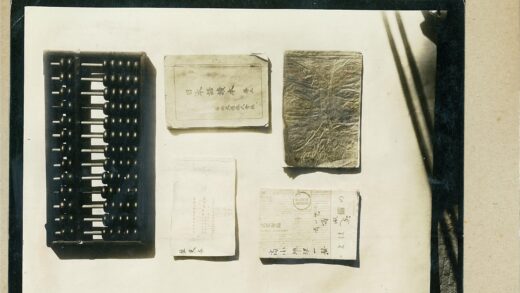 泛黄旧纸褐色斑点痕迹.jpg