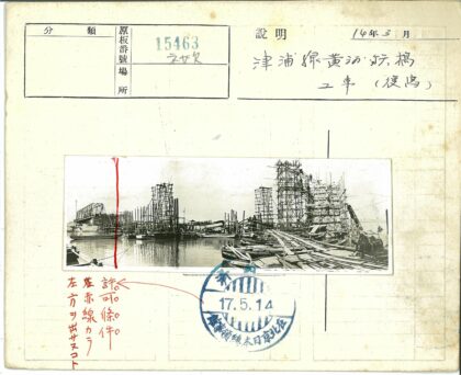 海滨建筑工地与桥梁施工.jpg