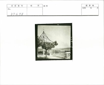 湖畔亭景与远岸风光.jpg