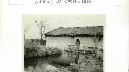 湖畔砖房冬景.jpg