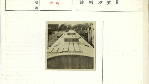 火车俯瞰街景建筑.jpg