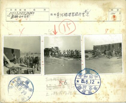 火车站人群搬运行李历史场景.jpg
