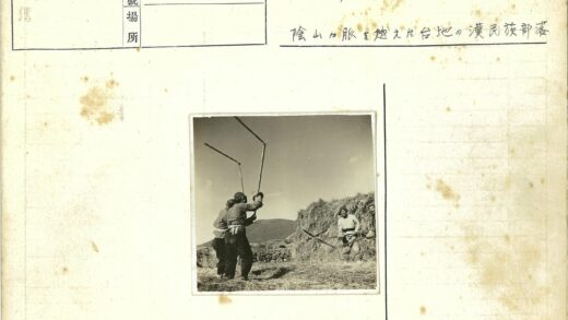 田园劳作与干草堆风光.jpg
