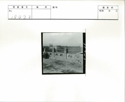 石桥河畔古城风景.jpg