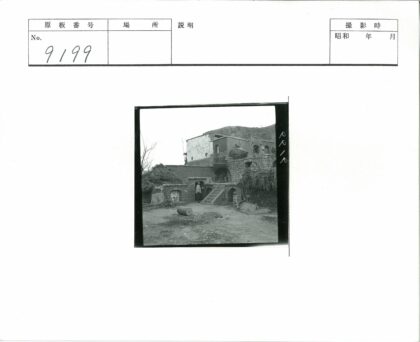 石筑拱门楼梯建筑入口.jpg