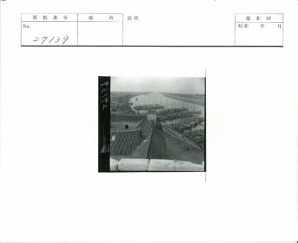砖房河畔停船水道景观.jpg