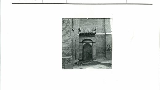 砖砌拱门古建筑外观.jpg