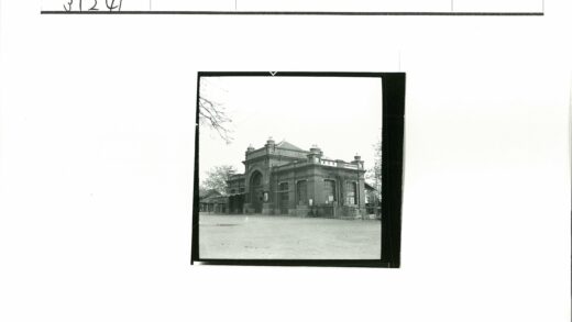 砖砌拱门建筑djakourgukjen.jpg