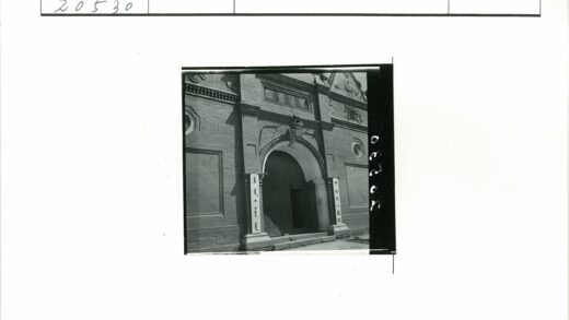 砖砌拱门建筑立面装饰细节.jpg