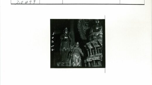 神秘宗教雕像特写.jpg