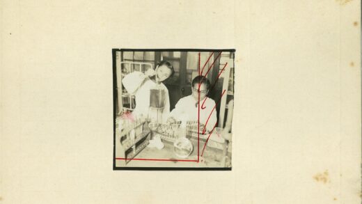 科学家实验室工作场景.jpg