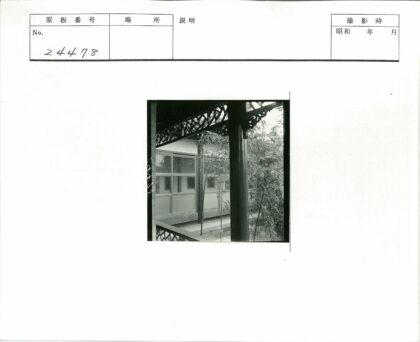 竹影窗棂古建筑特写.jpg
