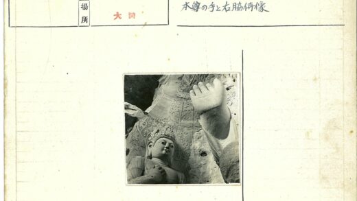精细石雕人物纪念碑局部.jpg