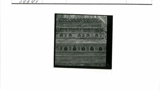 精美石刻与雕像建筑艺术.jpg