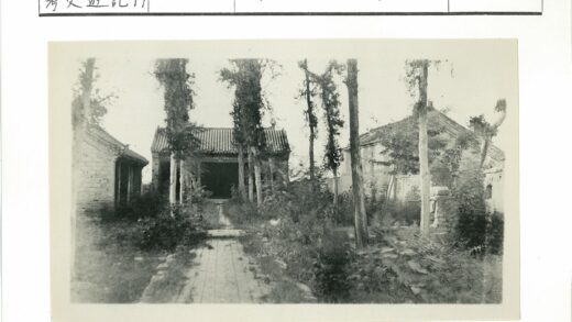 绿荫石径通幽古建筑.jpg