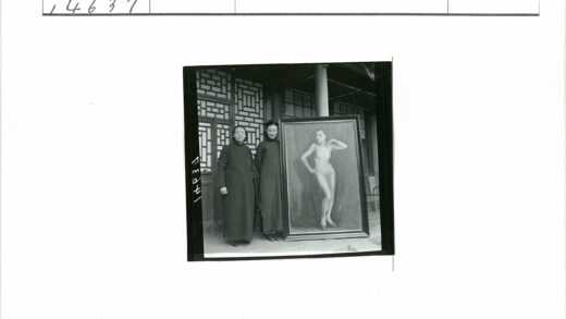 艺术画作与传统建筑窗景.jpg